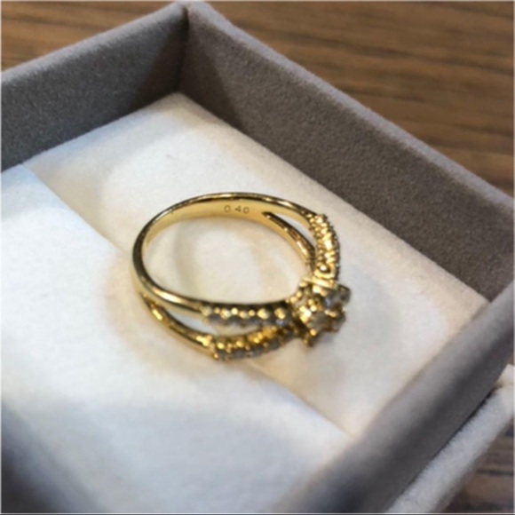 Ponte Vecchio .46 carat Diamond Ring 18k - Picture 5 of 6